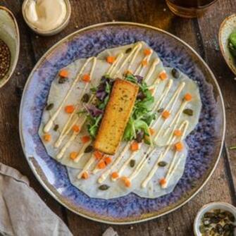 Geroosterde Knolselderijcarpaccio (Vegan)